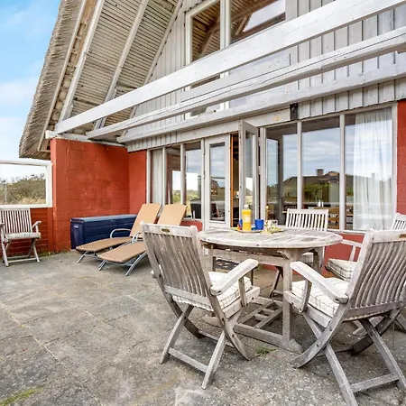 別荘 3 Bedroom Lovely In