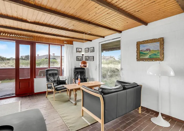 Dom wakacyjny 3 Bedroom Lovely In