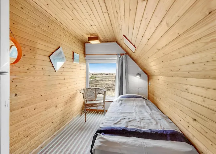3 Bedroom Lovely In Dom wakacyjny Blåvand
