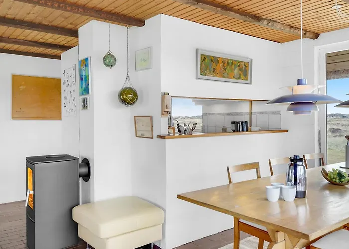 3 Bedroom Lovely In Blåvand